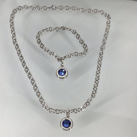 Necklace & Bracelet crystal blue  Rhinestone  set - Picture 8 of 8